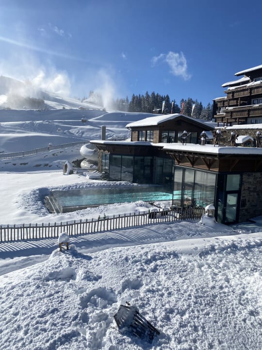 Außenansicht Familotel Allgäuer Berghof