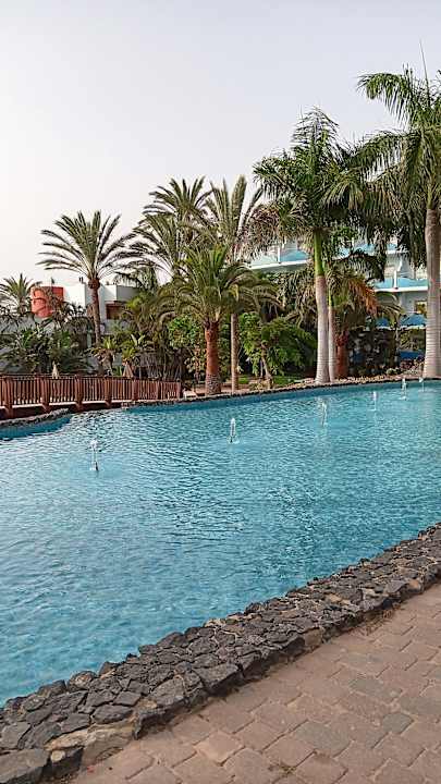 Pool R2 Pajara Beach