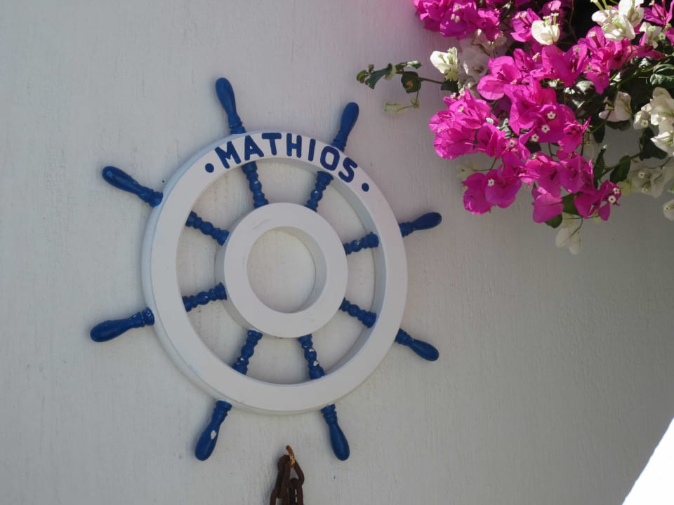 An Bord des Mathios Hotel Mathios Village