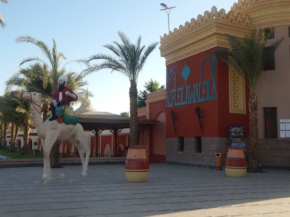 Von vorne Pickalbatros Alf Leila Wa Leila Resort - Neverland Hurghada