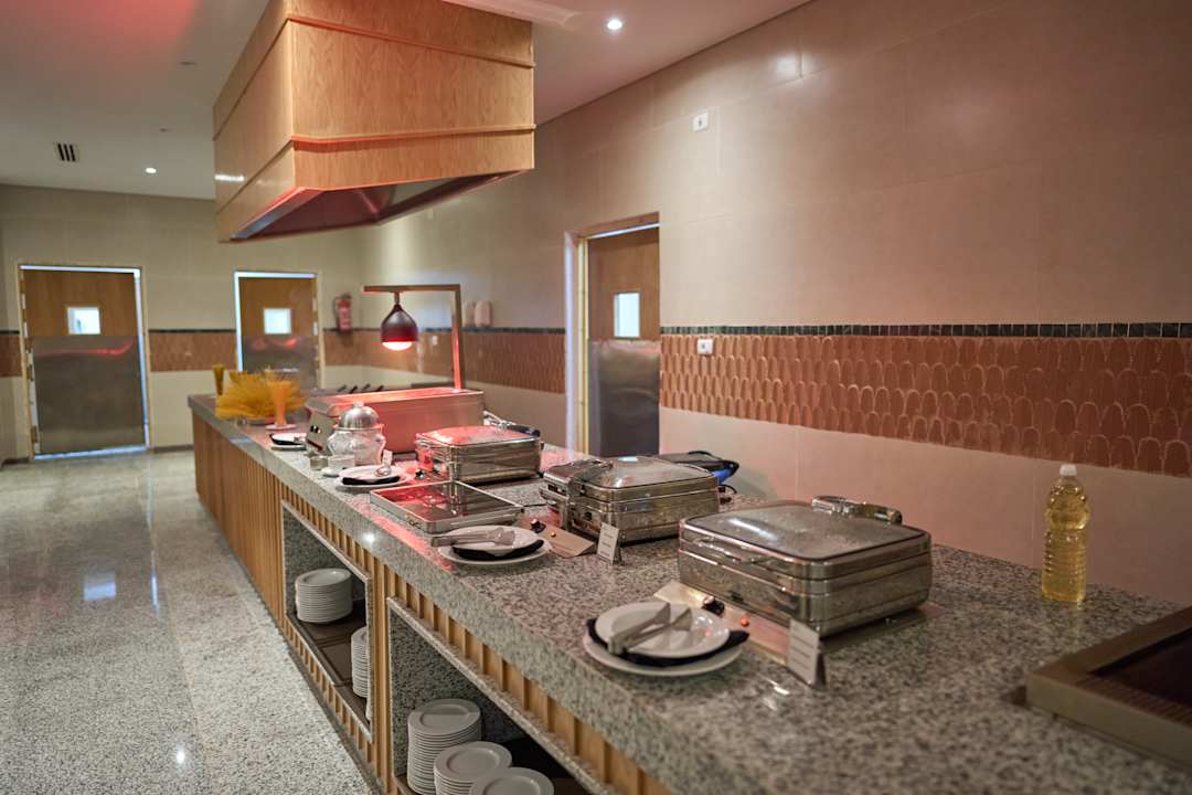 Gastro Diamond Beach by Pearl Resort