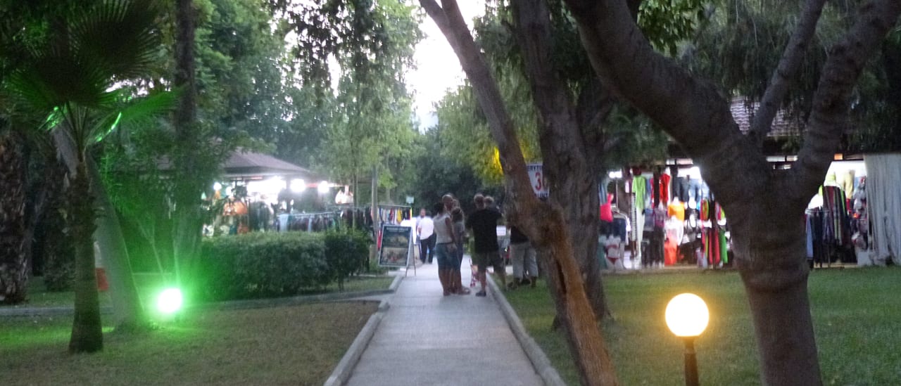 Bazar Labranda Alantur Resort