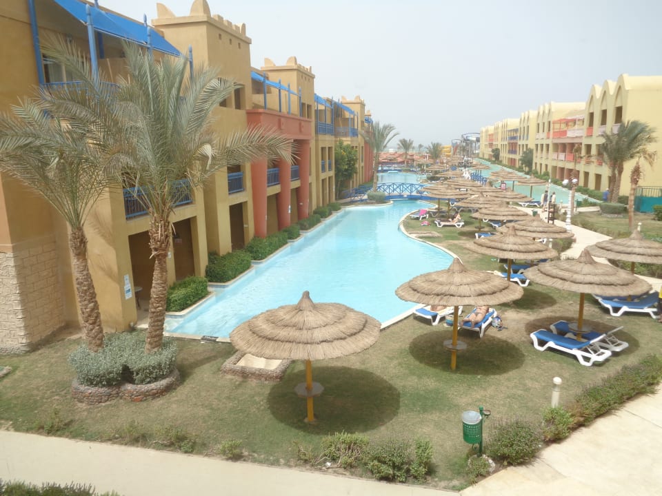 Pool Hotel Titanic Palace