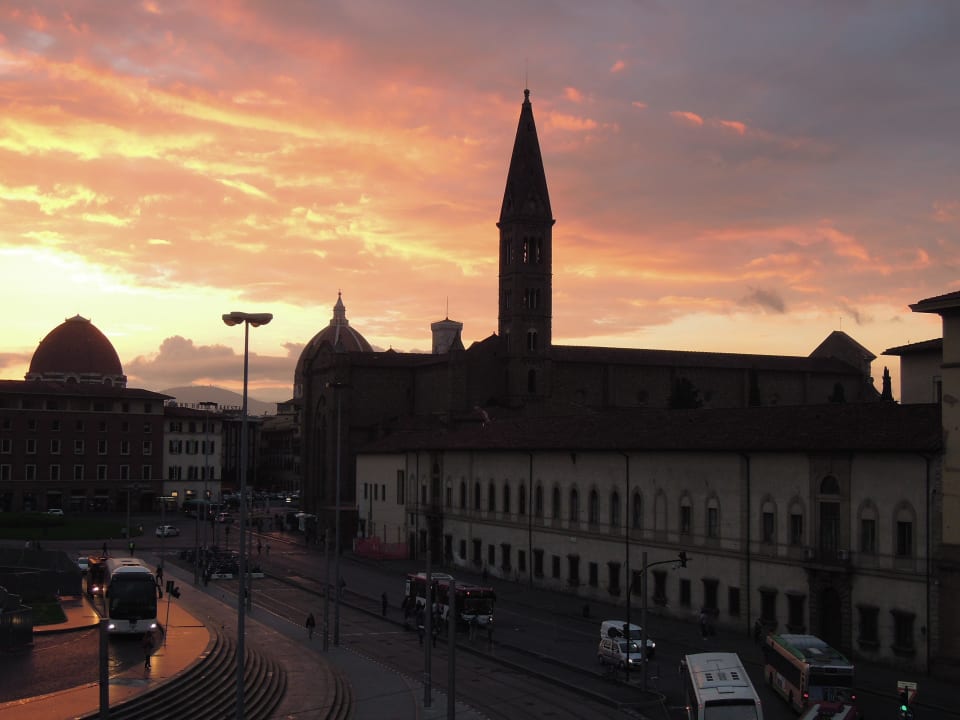 Sonnenaufgang- Blick aus dem Hotelzimmer 239 c-hotels Ambasciatori