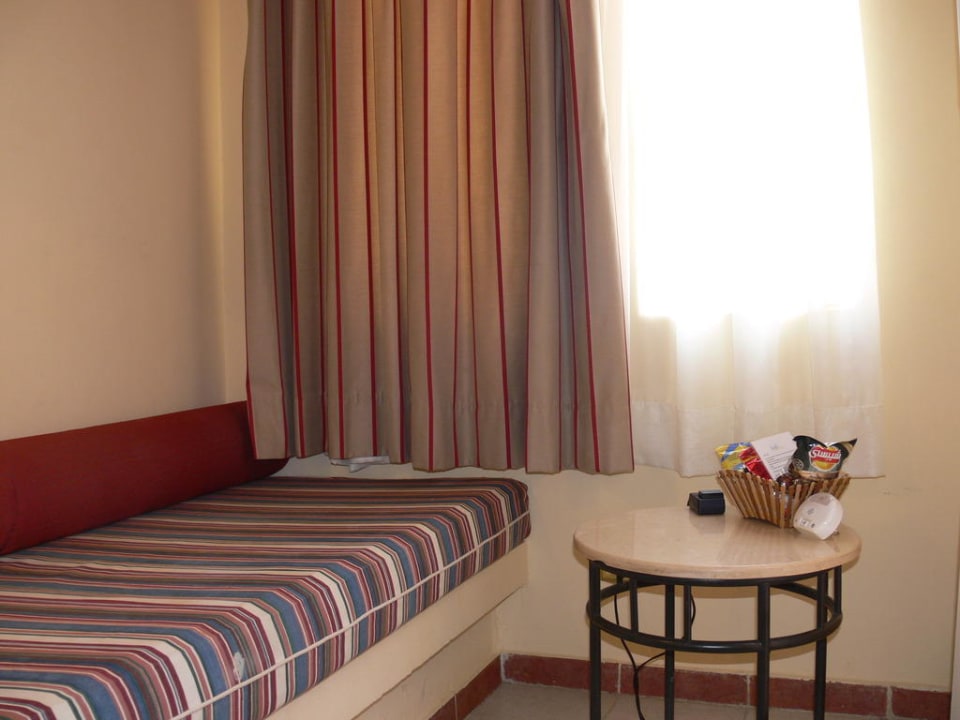 Zusatzbett im Zimmer Jaz Makadi Oasis Resort