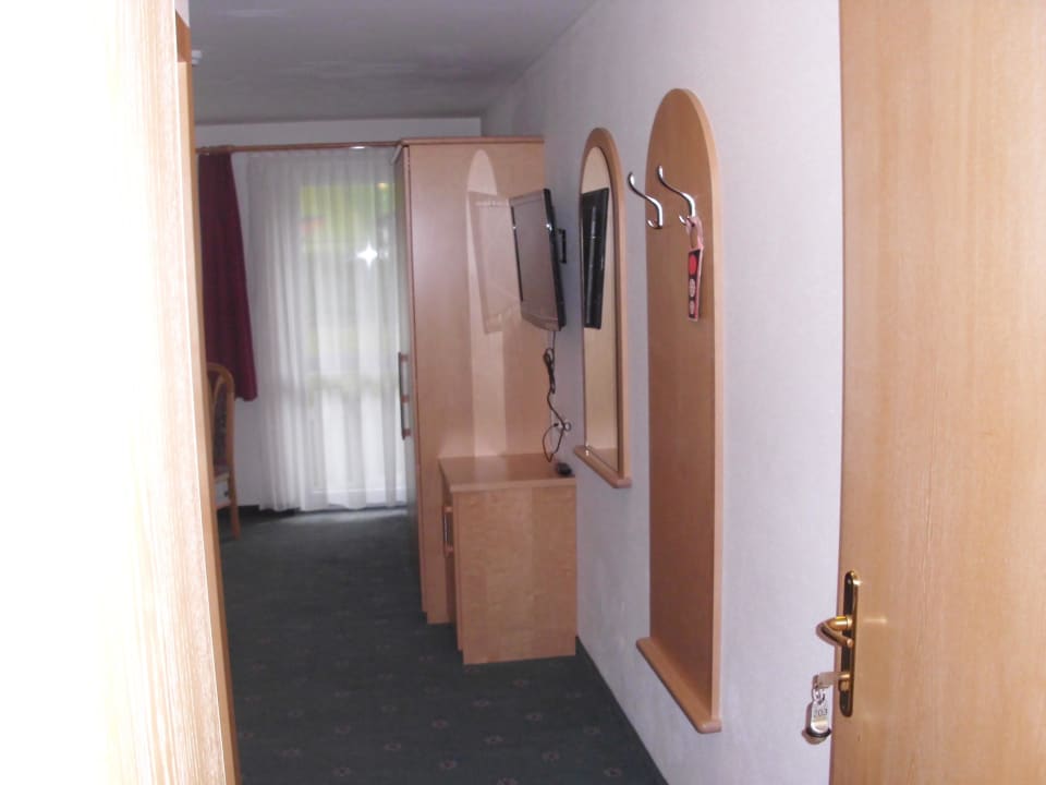 Unser Zimmer Nr. 203 Hotel Zontaja