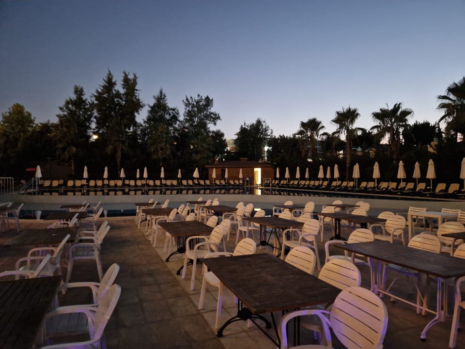 Sport & Freizeit Well Palace Side