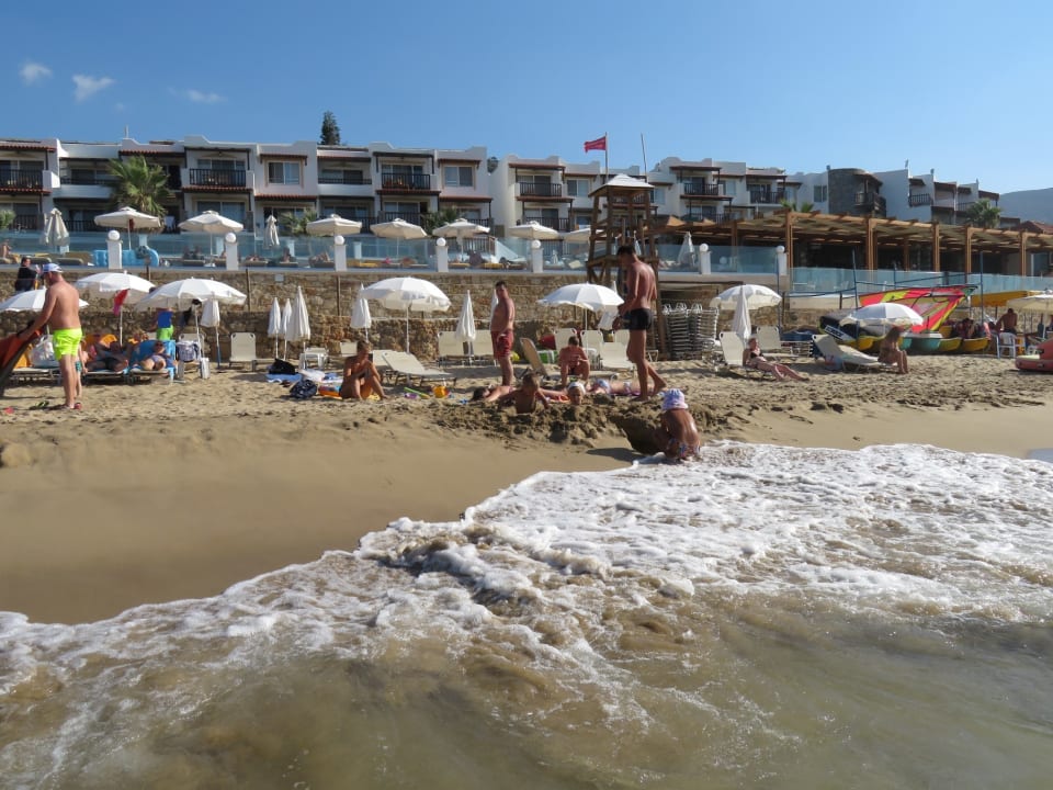 Strand Alexander Beach Hotel & Village Resort