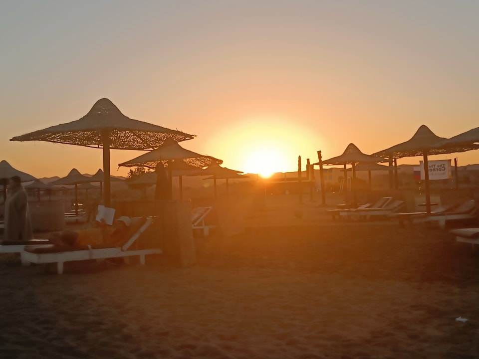 Strand Three Corners Equinox Beach Resort