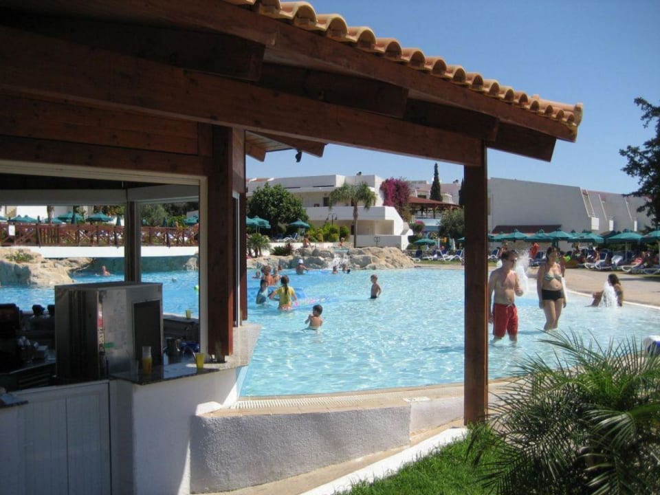 Poolbar und Pool Cyprotel Faliraki