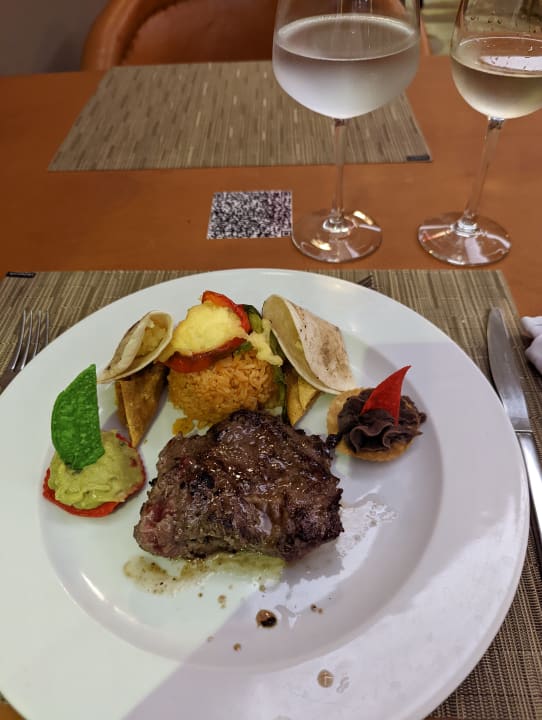 Gastro Viva Heavens by Wyndham - All Inclusive Resort
