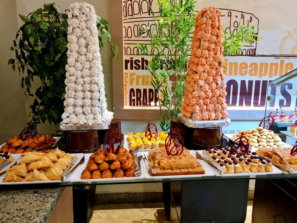 Gastro Three Corners Sea Beach Resort