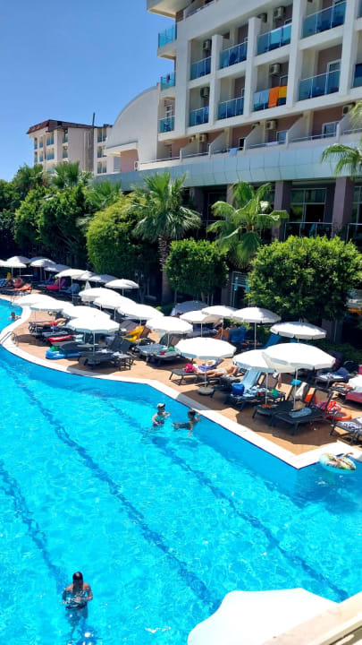 Pool Telatiye Resort