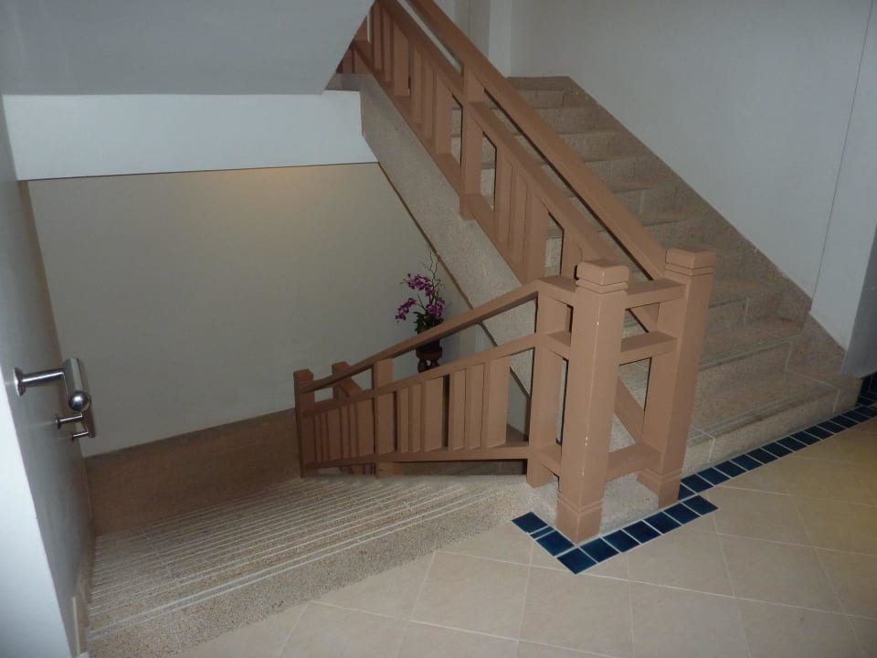 Hotel-Treppenhaus Beyond Karon - Adults only 18+