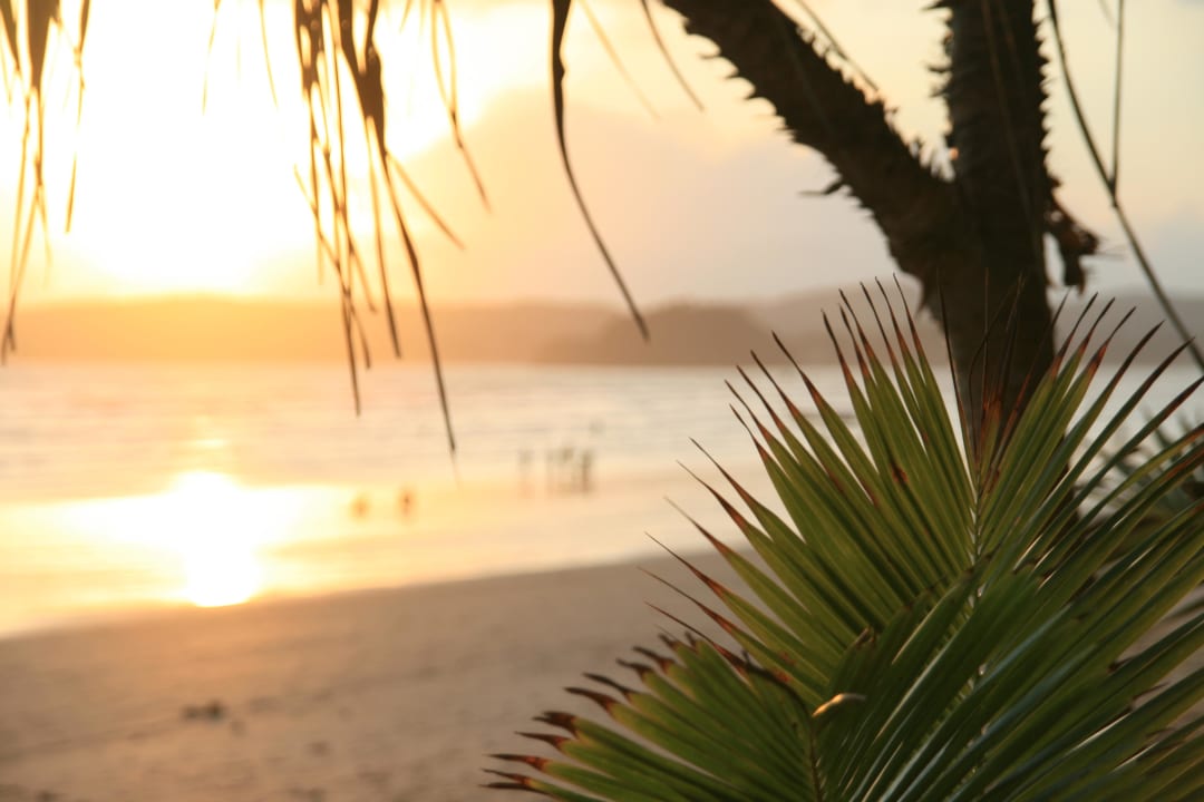 Strand gegen Abend Aonang Villa Resort