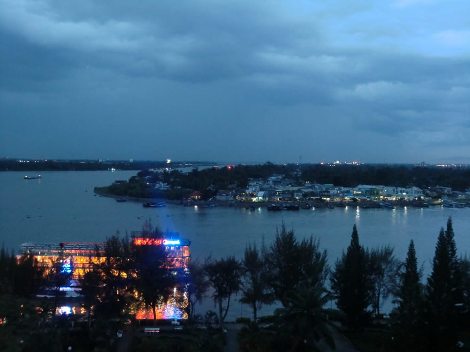 Blick über den Mekong TTC Hotel - Premium Can Tho
