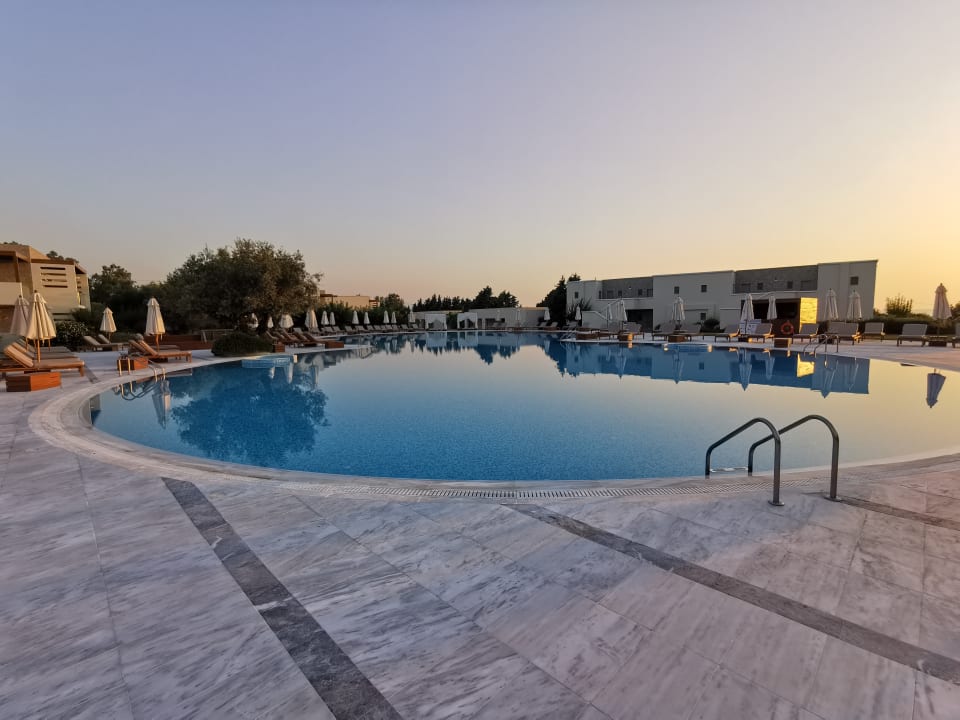 Pool SENTIDO Port Royal Villas & Spa