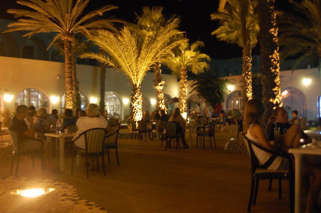 Терасса El Mehdi Beach Resort