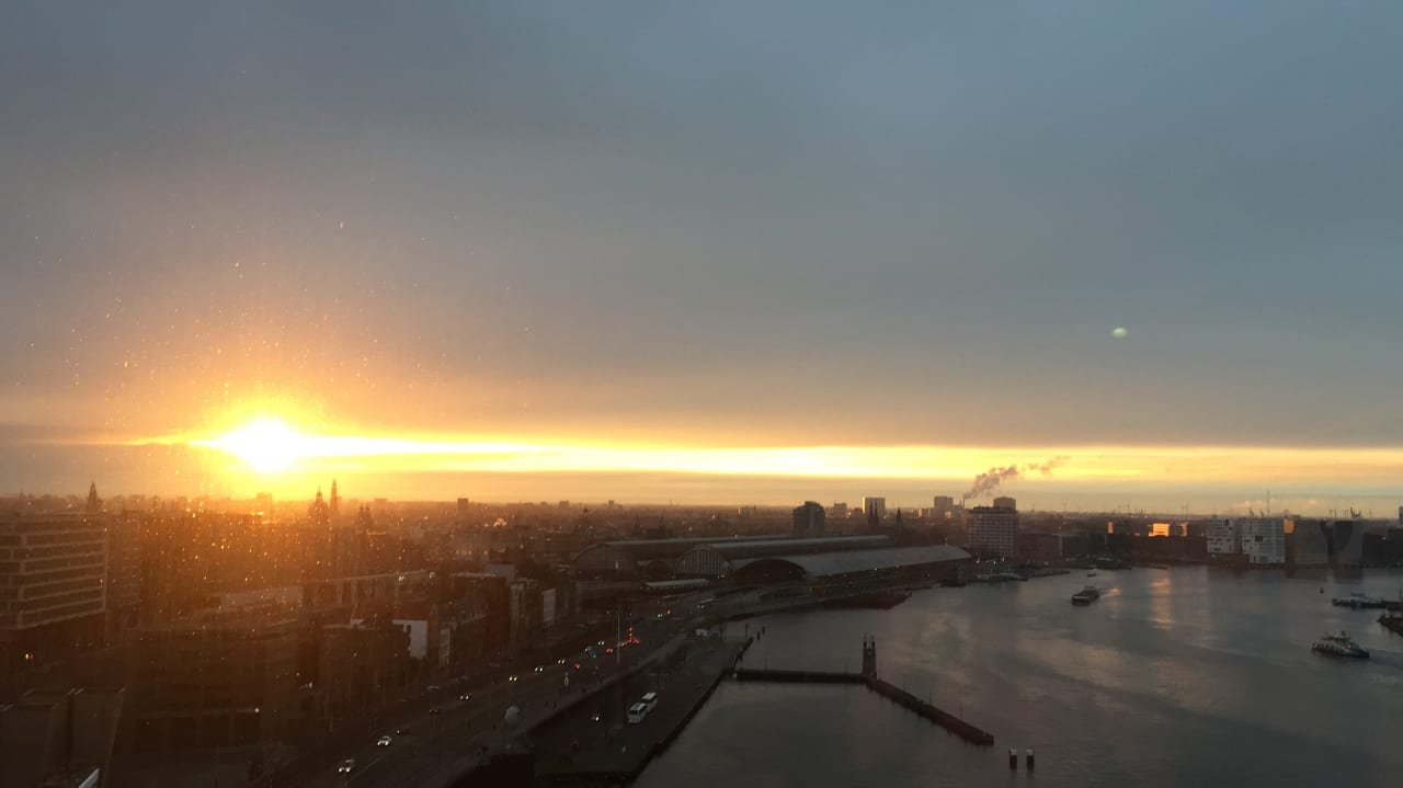 Ausblick Mövenpick Hotel Amsterdam City Centre