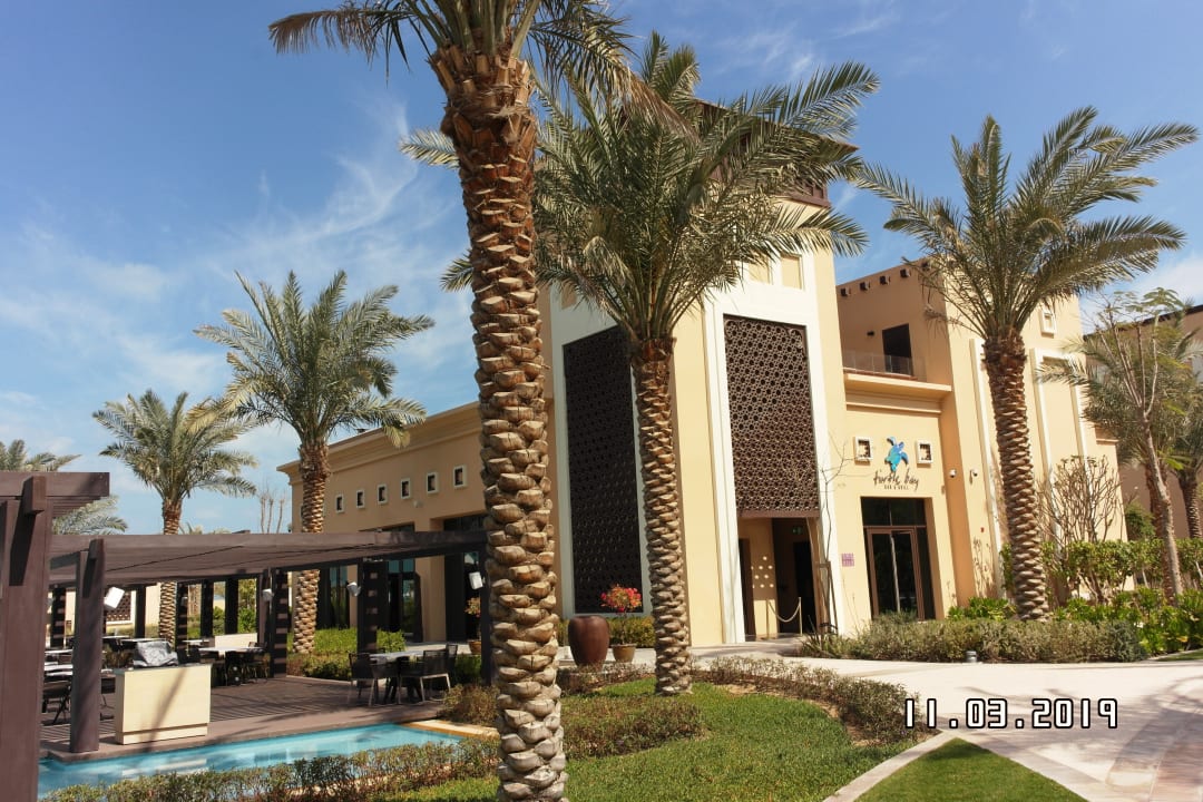 Gastro Saadiyat Rotana Resort &  Villas