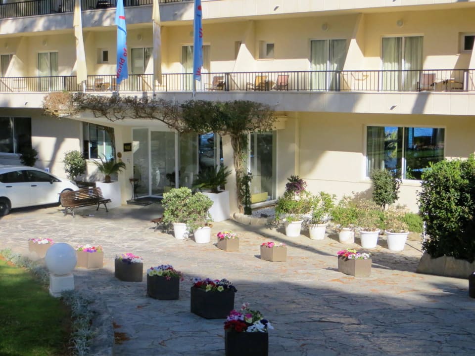 Zufahrt und Eingang Grupotel Aguait Resort & Spa - Adults only