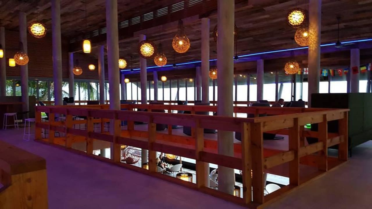 Champagnerloft Kuramathi Maldives