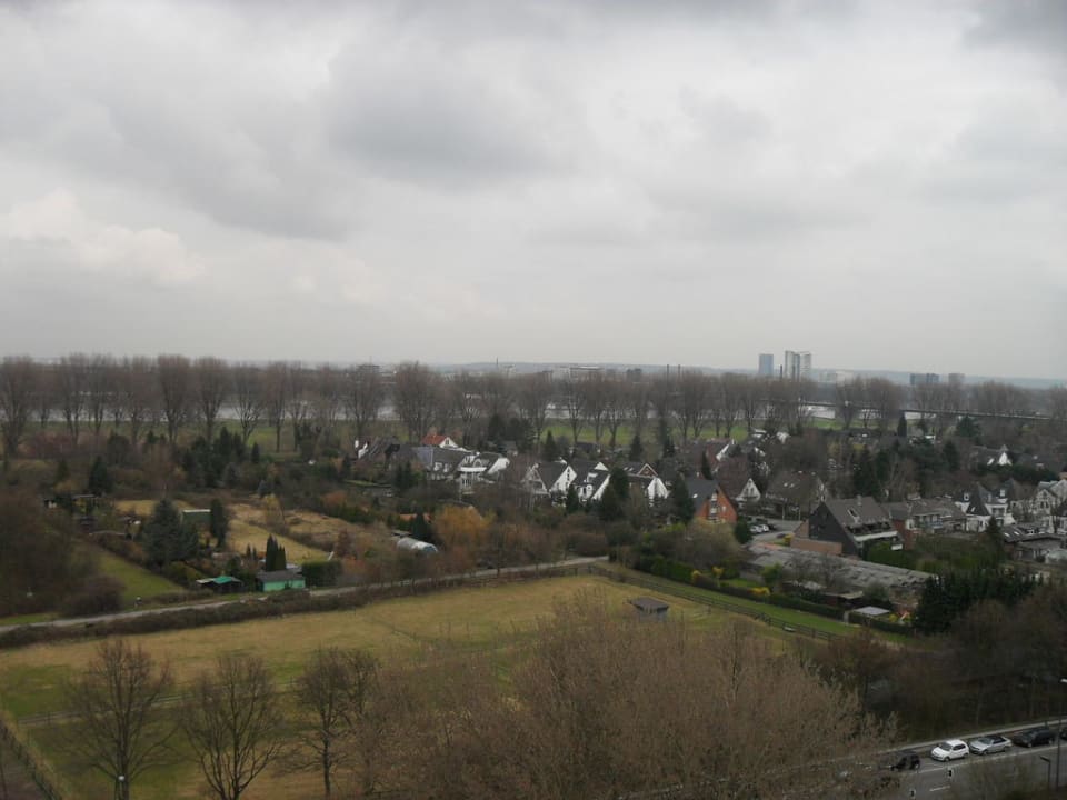Blick vom 11.Stock Lindner Hotel Dusseldorf Seestern, part of JdV by Hyatt