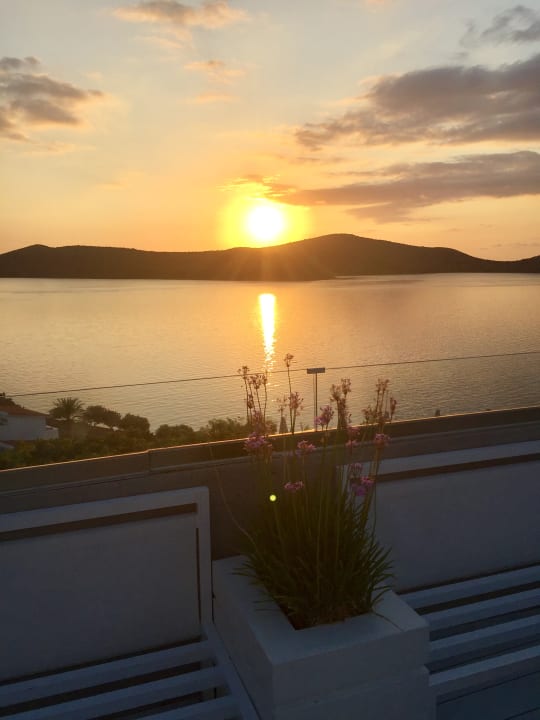 Restaurant Domes Aulus Elounda All-Inclusive Resort, Curio Collection by Hilton