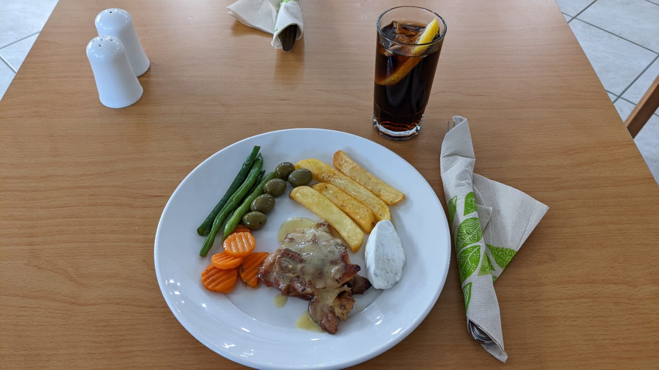 Gastro Apollonia Beach Resort & Spa