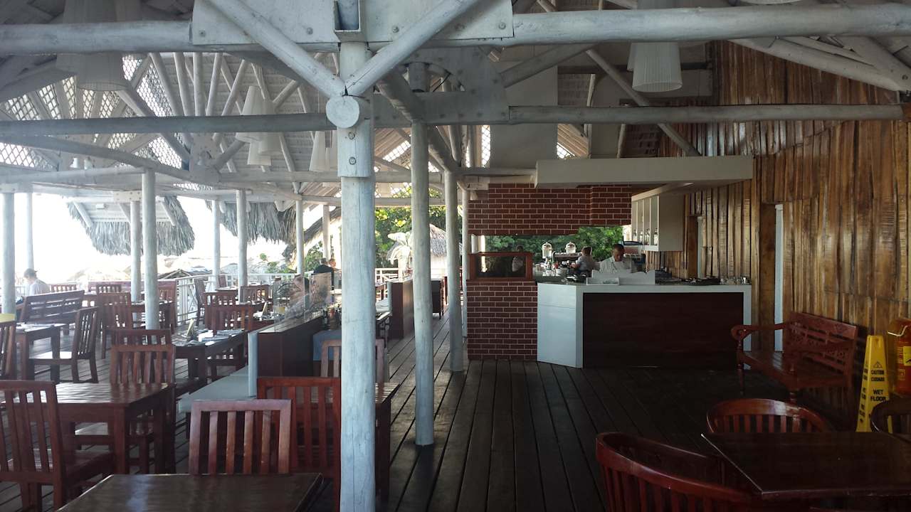 Strand Restaurant  Royalton Hicacos Resort & Spa - Adults only