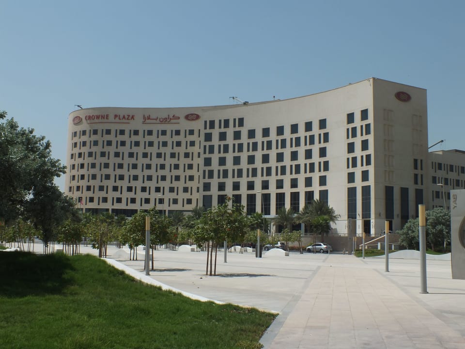 Crowne Plaza von außen Crowne Plaza Hotel Yas Island