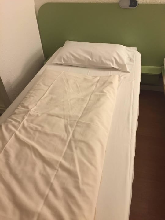 Einzelbett ibis budget Hotel München Putzbrunn