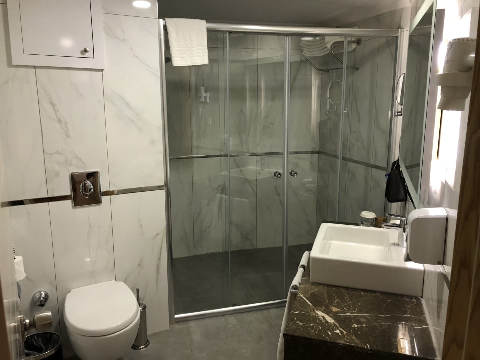 Zimmer Glamour Resort & Spa