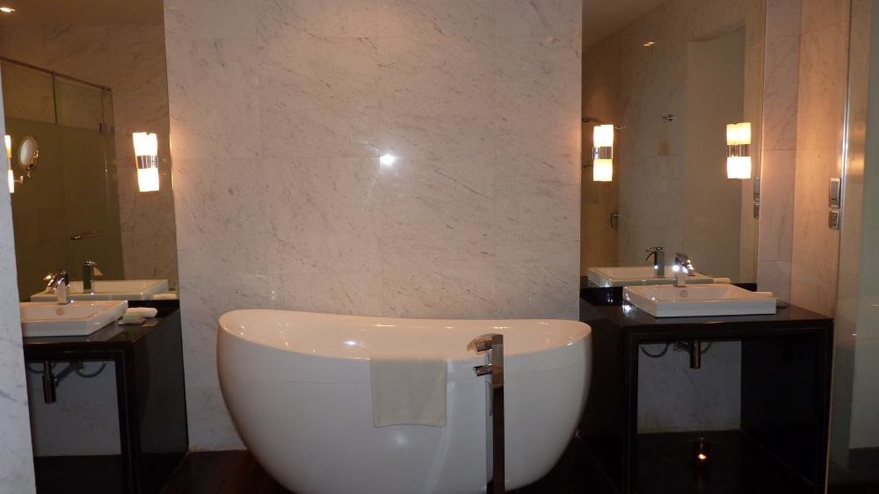 Bad Zimmer 48 The Fortress Resort & SPA