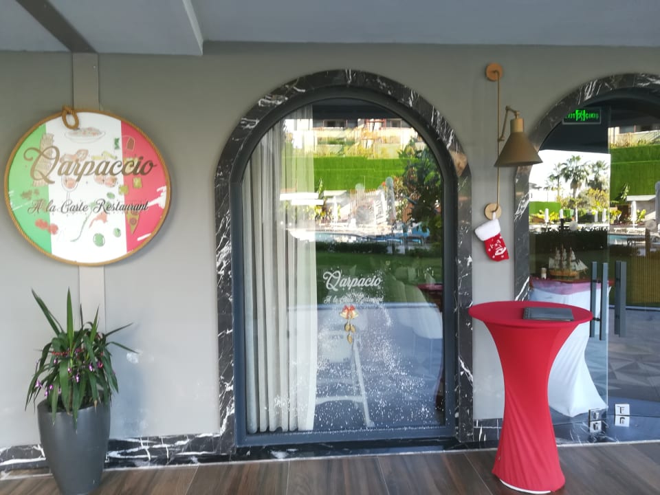 Gastro Seaden Quality Resort & Spa