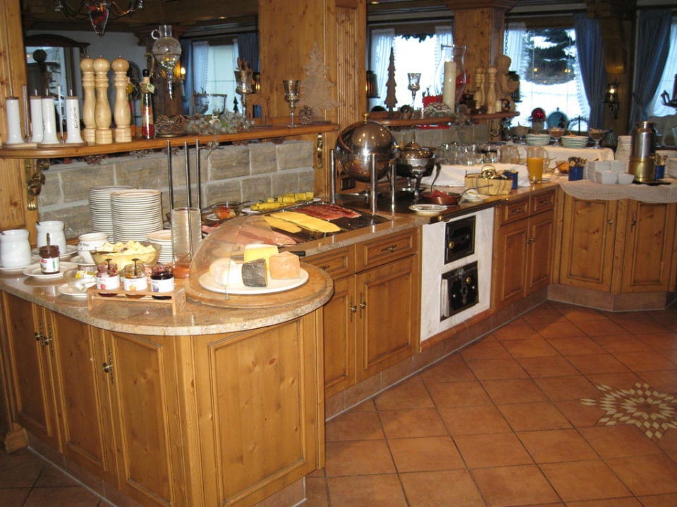 Fruehstueck Bueffet Verwöhn- und Wellnesshotel Walserhof