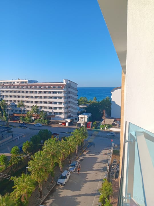 Ausblick The Lumos Deluxe Resort Hotel