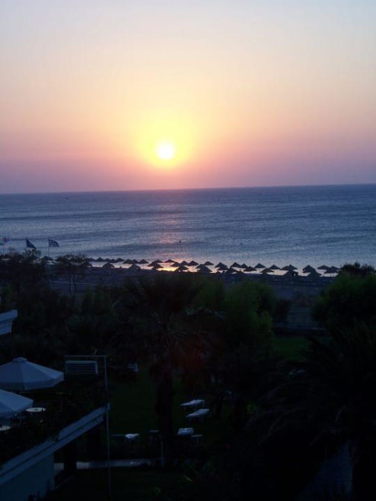 Sonnenaufgang vom Balkon aus Pegasos Deluxe Beach Hotel