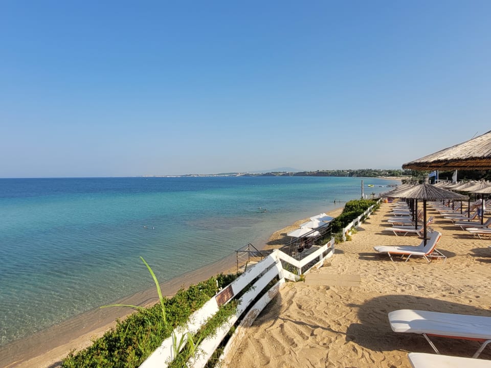 Strand Istion Club & Spa