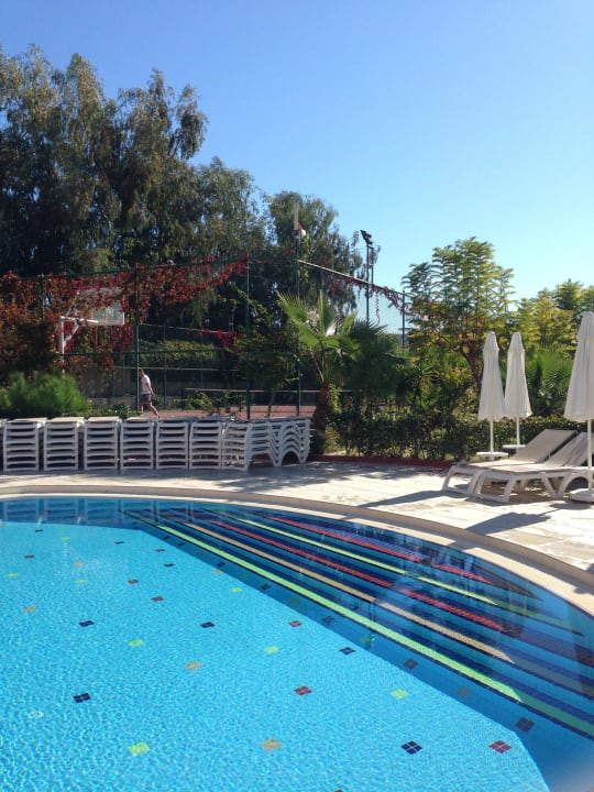 Bei den Rutschbahnen Saphir Resort & Spa