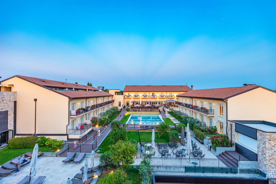 Außenansicht Leonardo Hotel Lago di Garda – Wellness and Spa