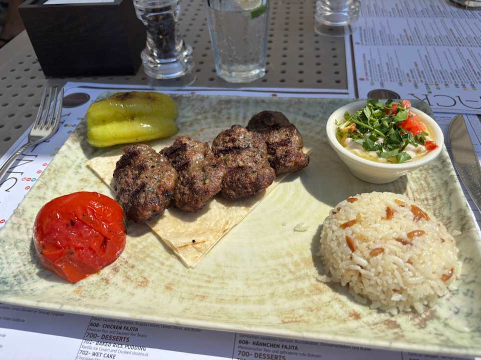 Gastro Seaden Quality Resort & Spa