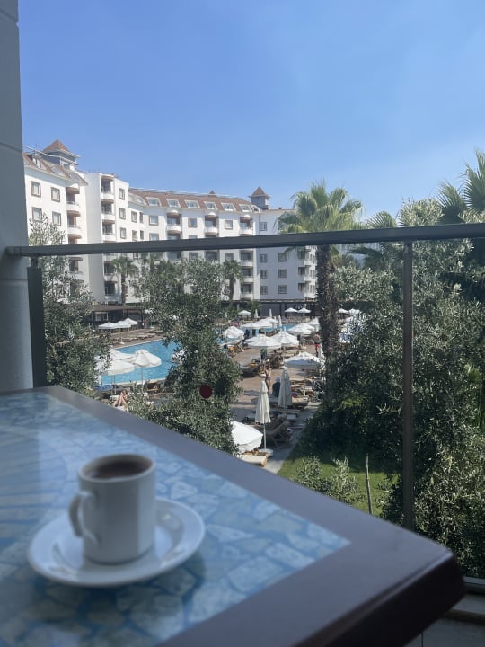 Außenansicht Hotel Royal Garden Beach
