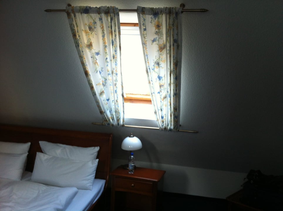 Betten unter der Dachschräge KurparkHotel Warnemünde
