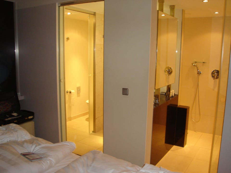 Coulor Suite Park Inn by Radisson Berlin Alexanderplatz