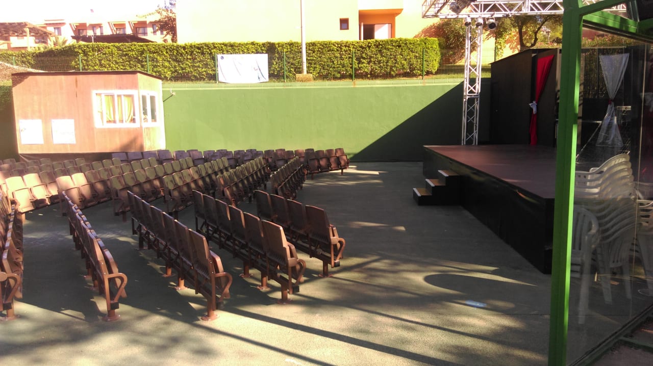 Animationsbereich. Abgelegen und wenig einladend. Insotel Club Tarida Playa