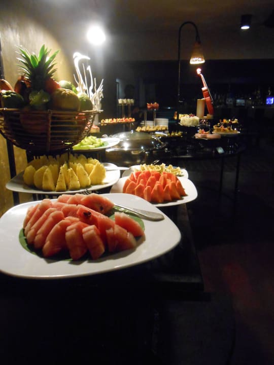 Abendessen.  Hotel Jetwing Beach