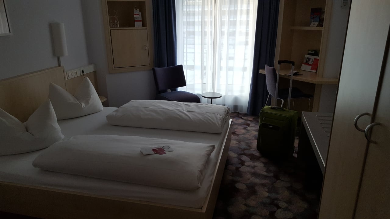 Zimmer IntercityHotel Hamburg-Altona