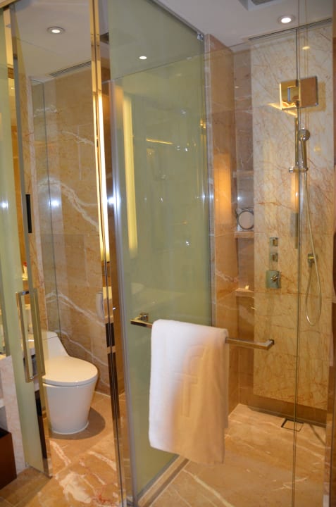 Dusche The Fullerton Bay Hotel Singapore