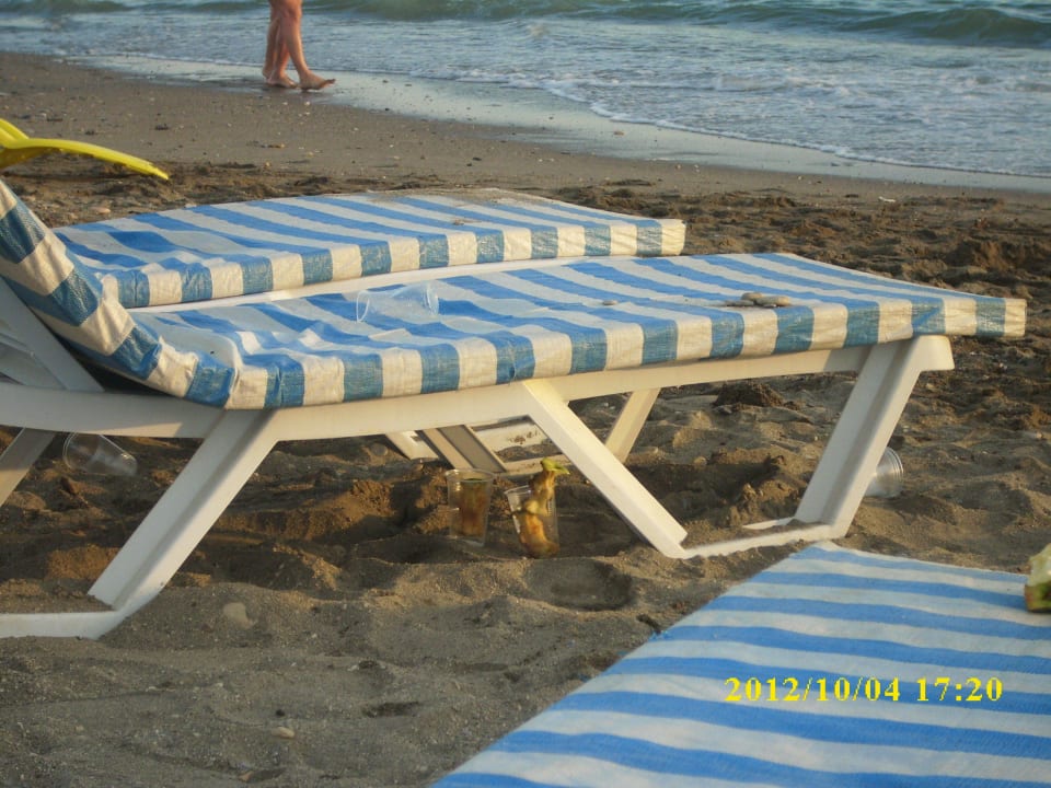 So sah es fast überall am Strand aus Saphir Hotel & Villas